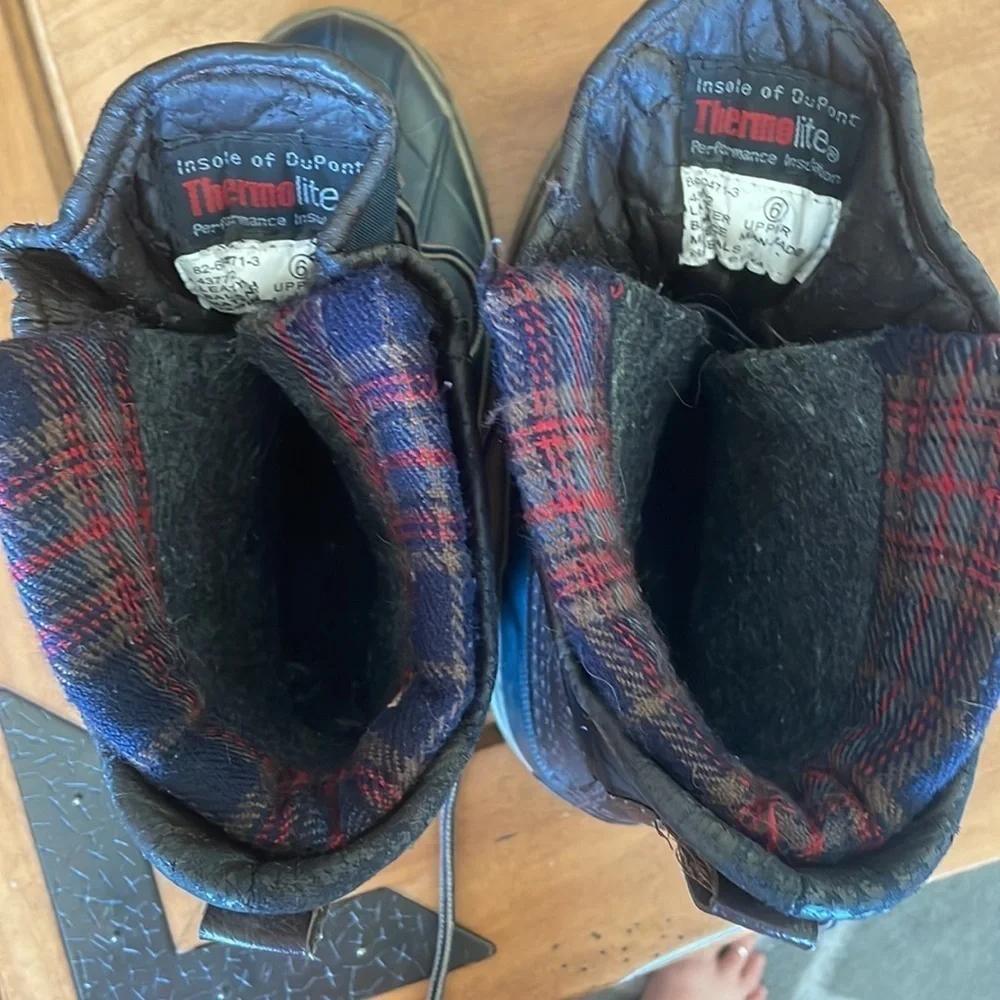 Duck Thermolite Steel Shank Snow Boots Size 6
